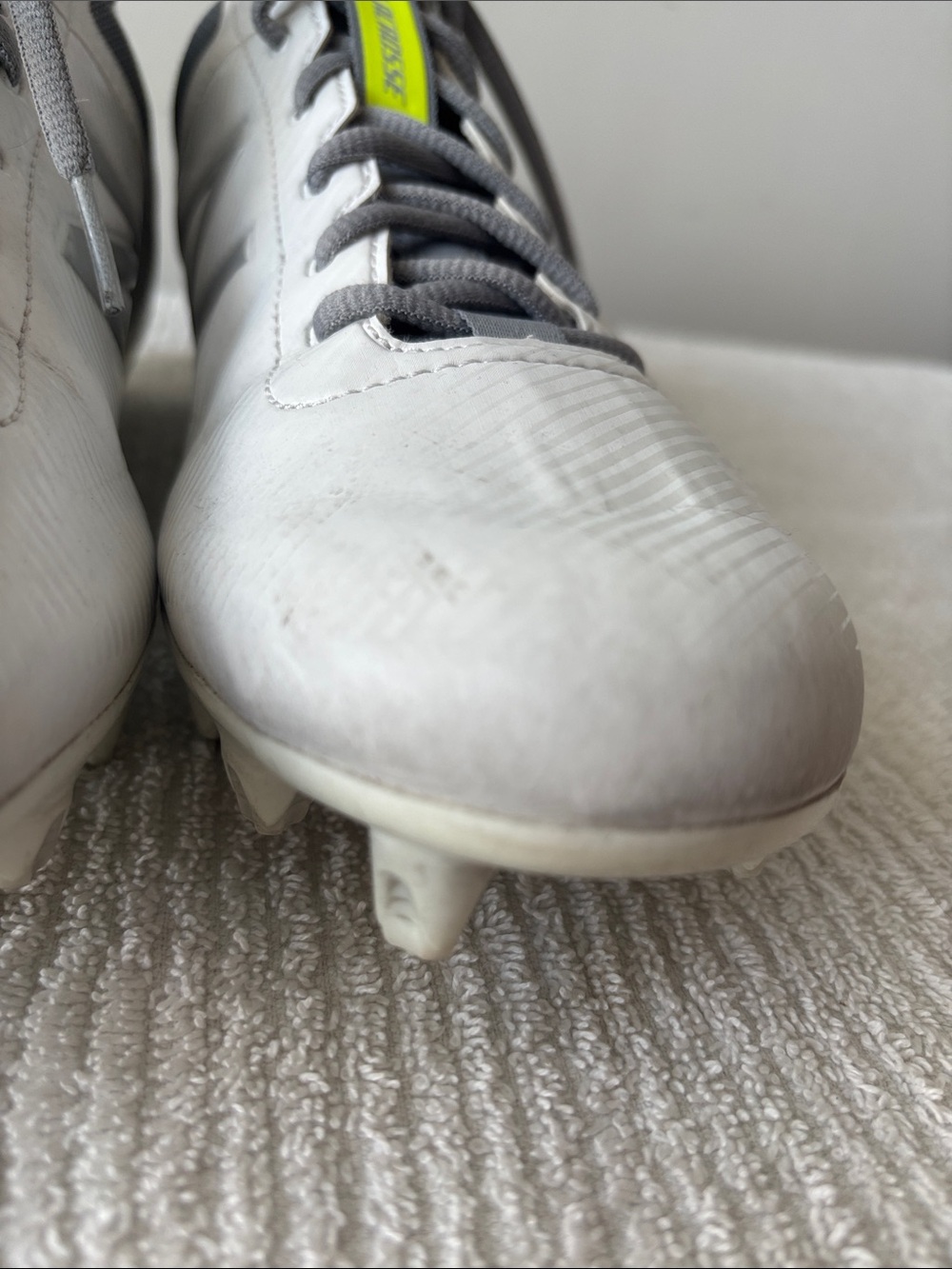 New Balance Burn X LaCross cleats White & Gray Athletic Cleats women sz 10 - Picture 9 of 9